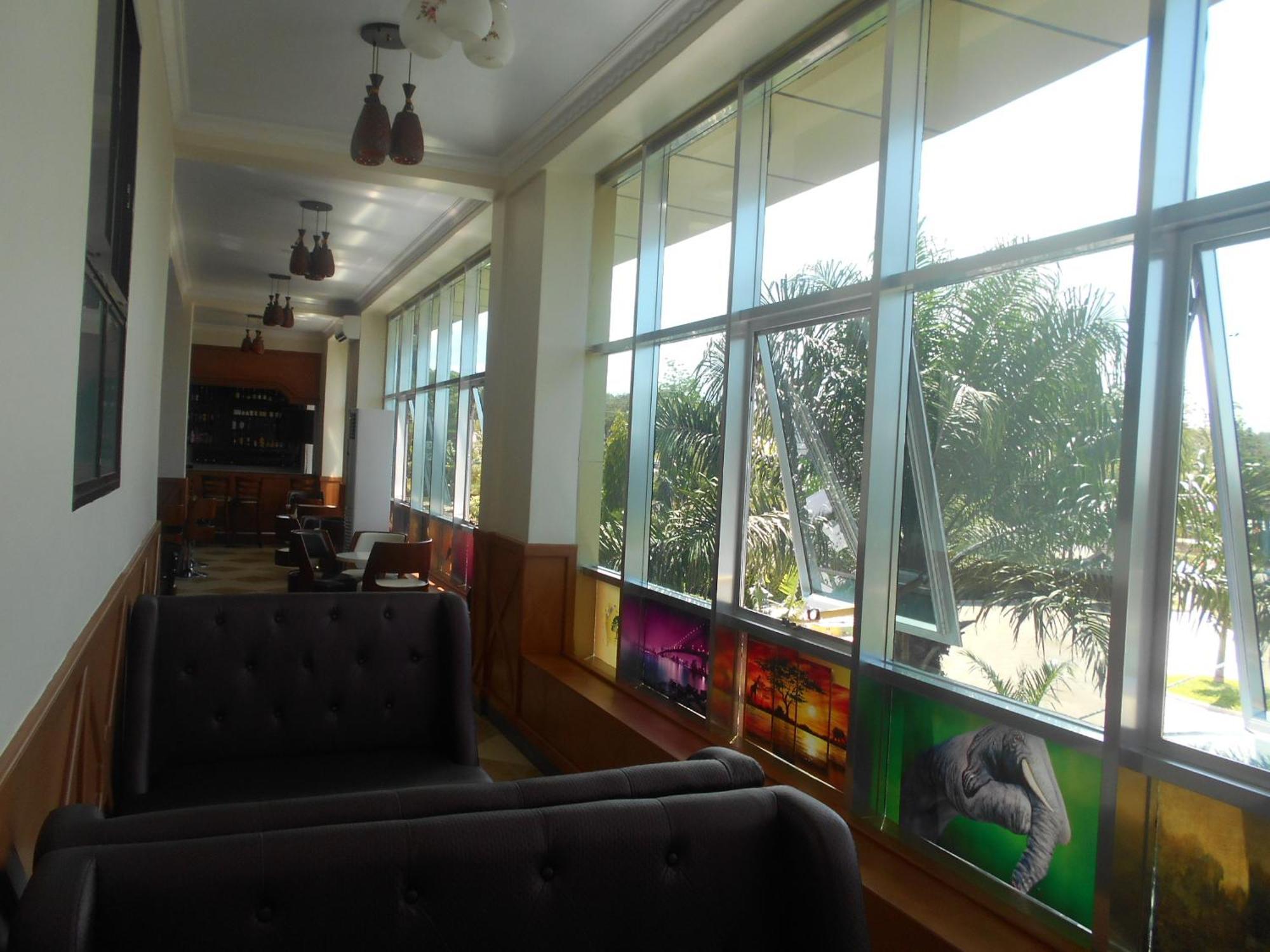 Adden Palace Hotel & Conference Centre Mwanza Exterior foto